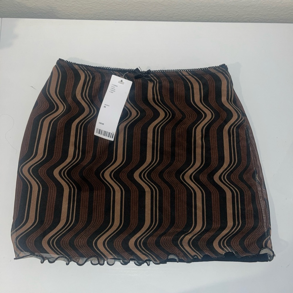 Brown and Black Wave Pattern Skirt